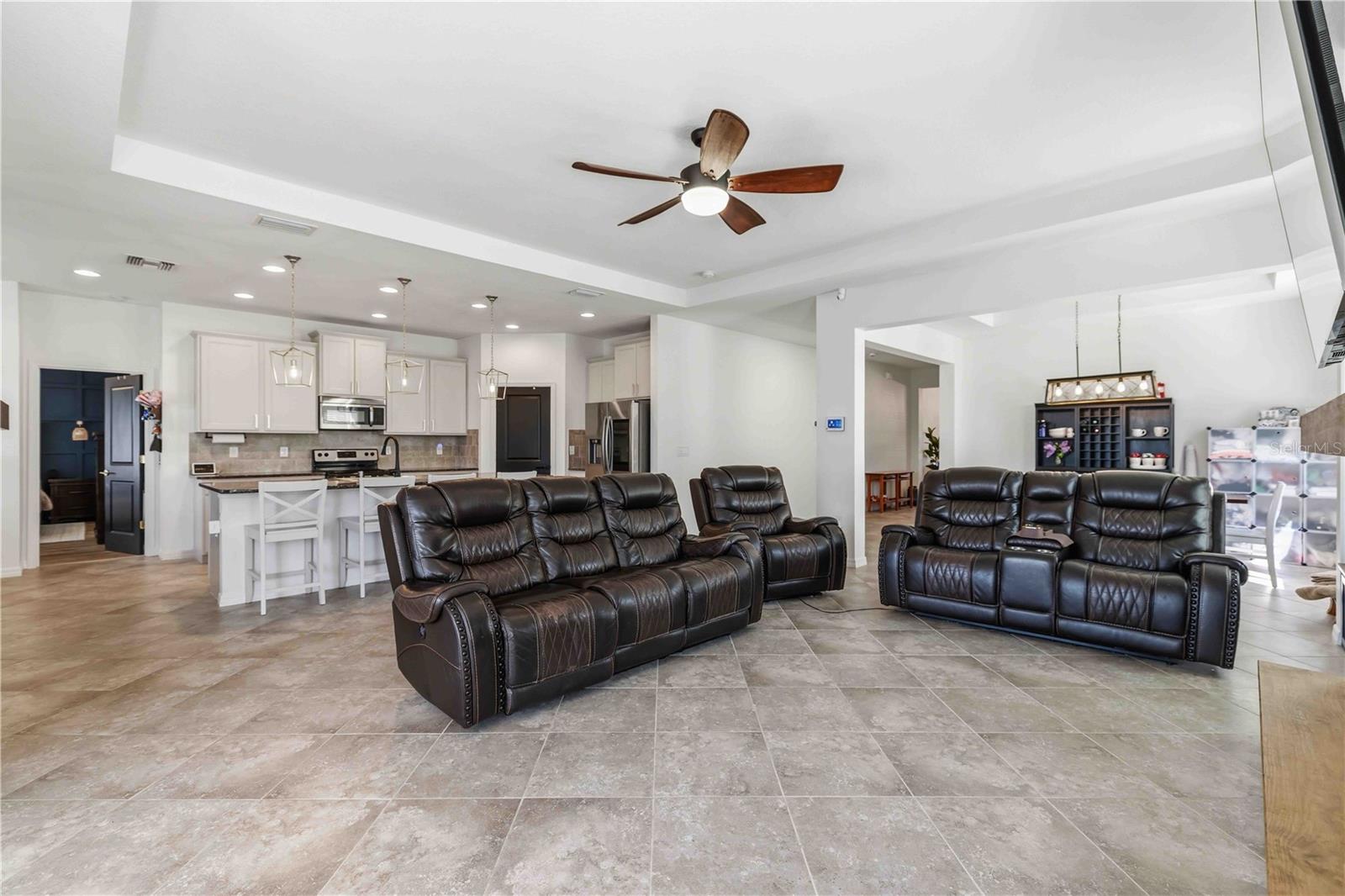 DEL TIERRA PHASE II - Residential