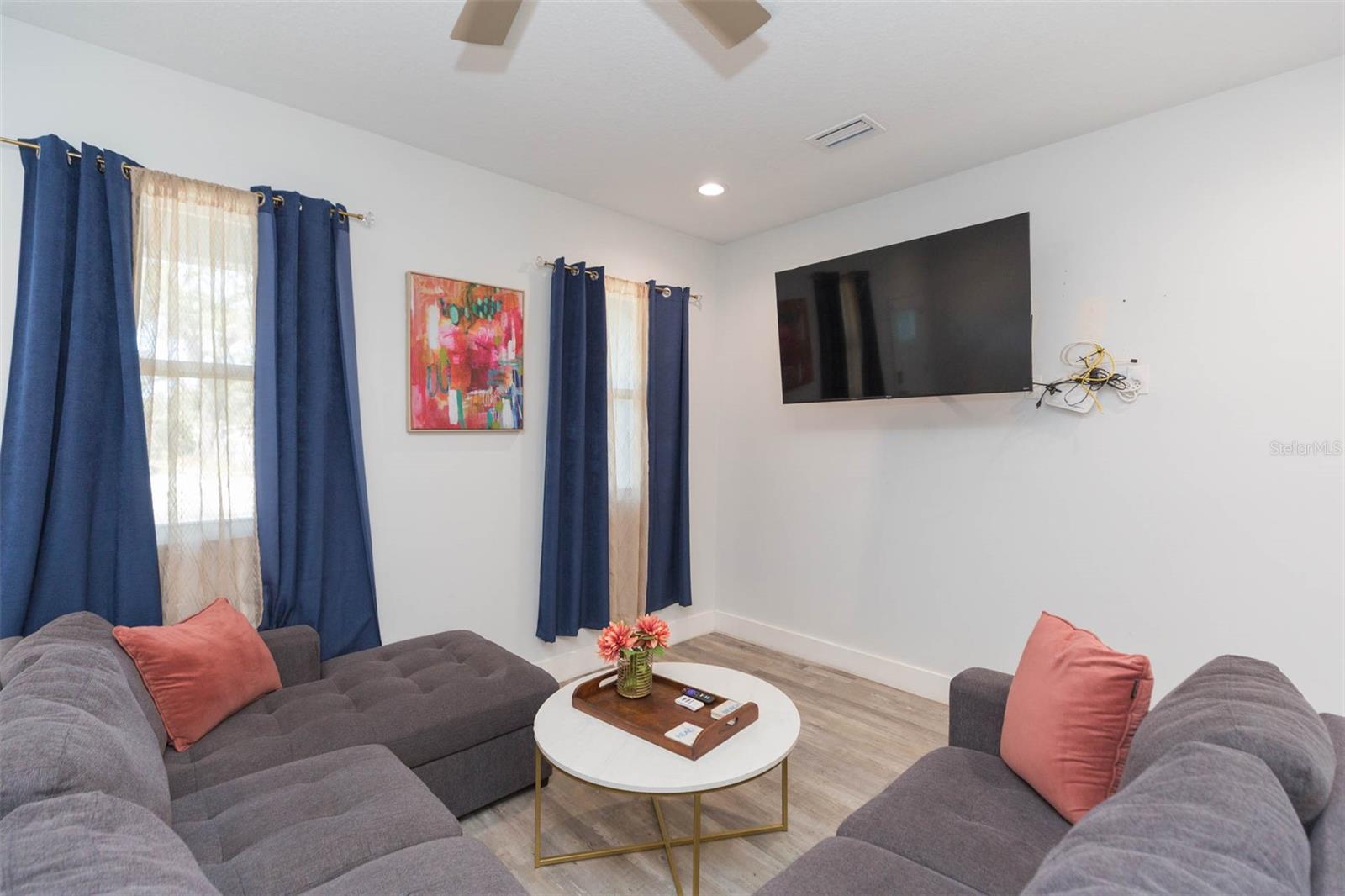 KATHRYN PARK - Residential Lease