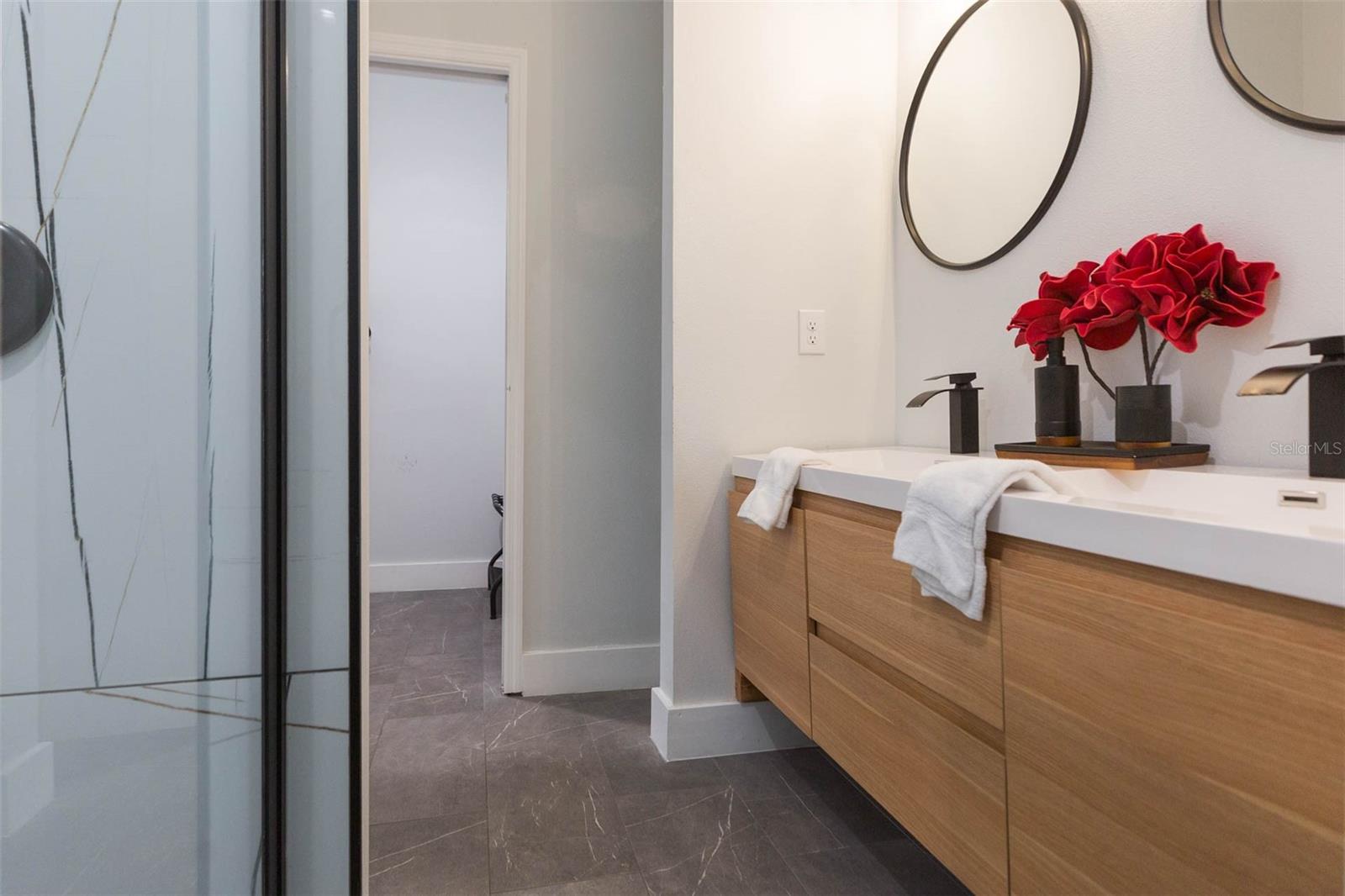 KATHRYN PARK - Residential Lease