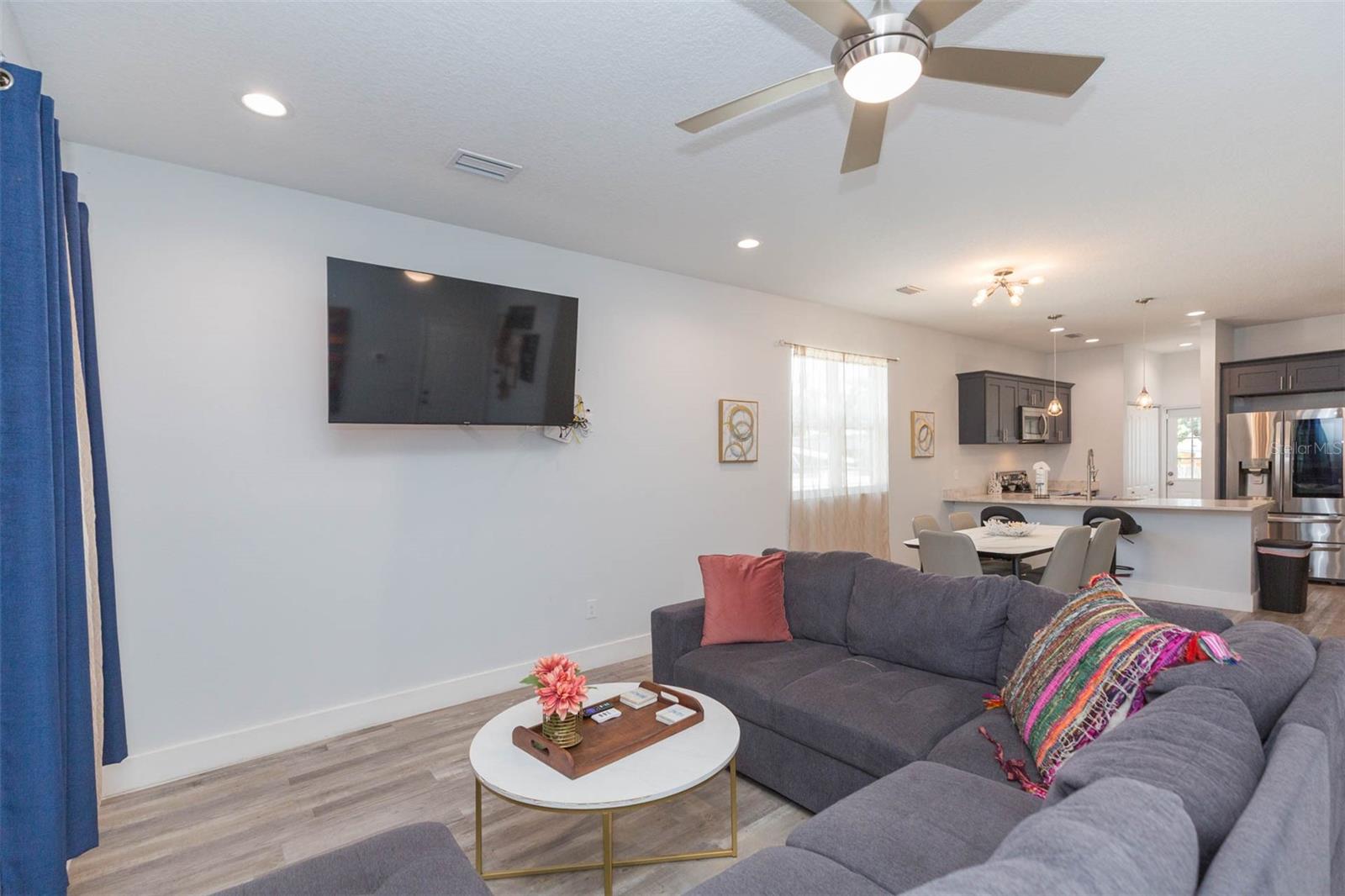 KATHRYN PARK - Residential Lease