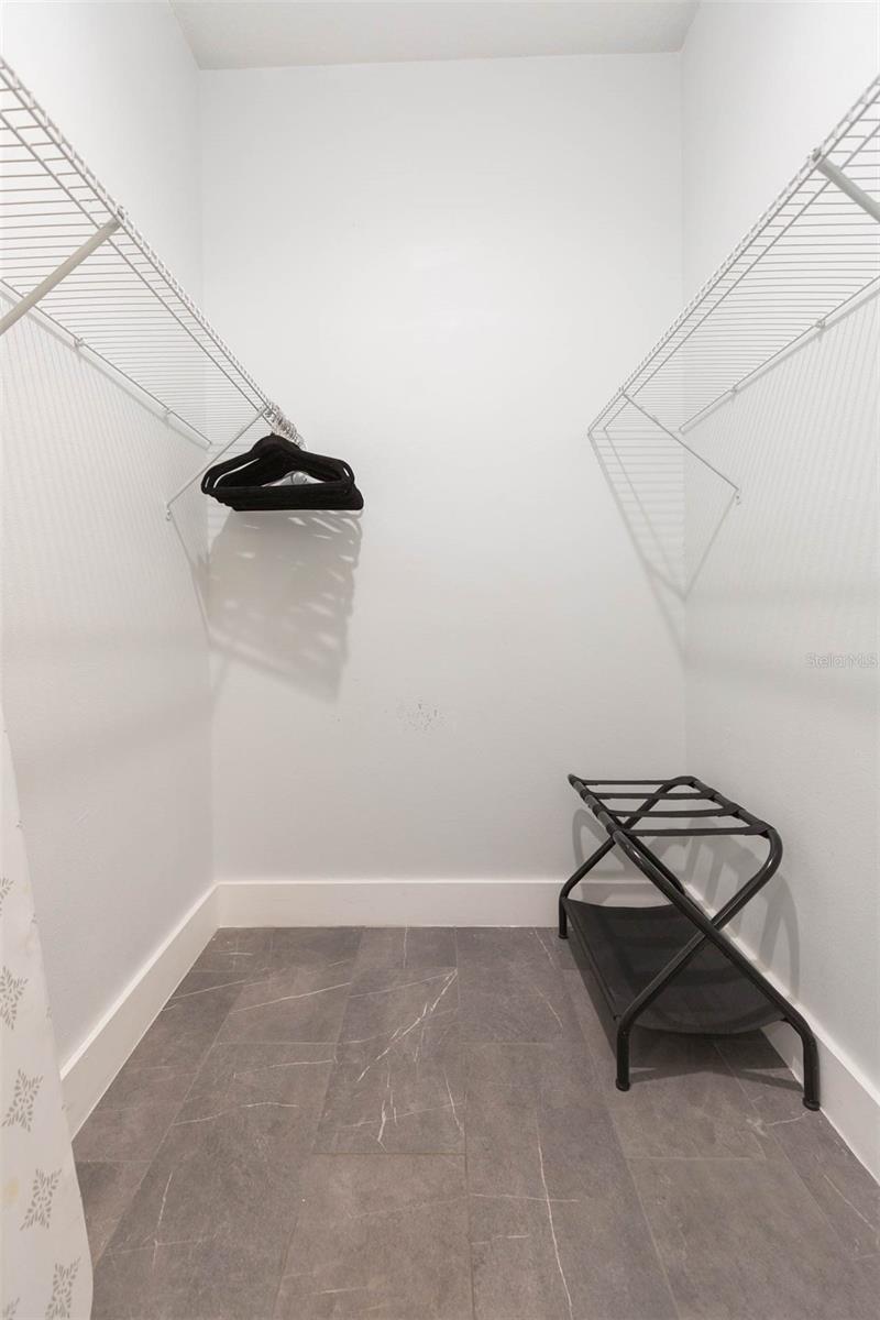 KATHRYN PARK - Residential Lease