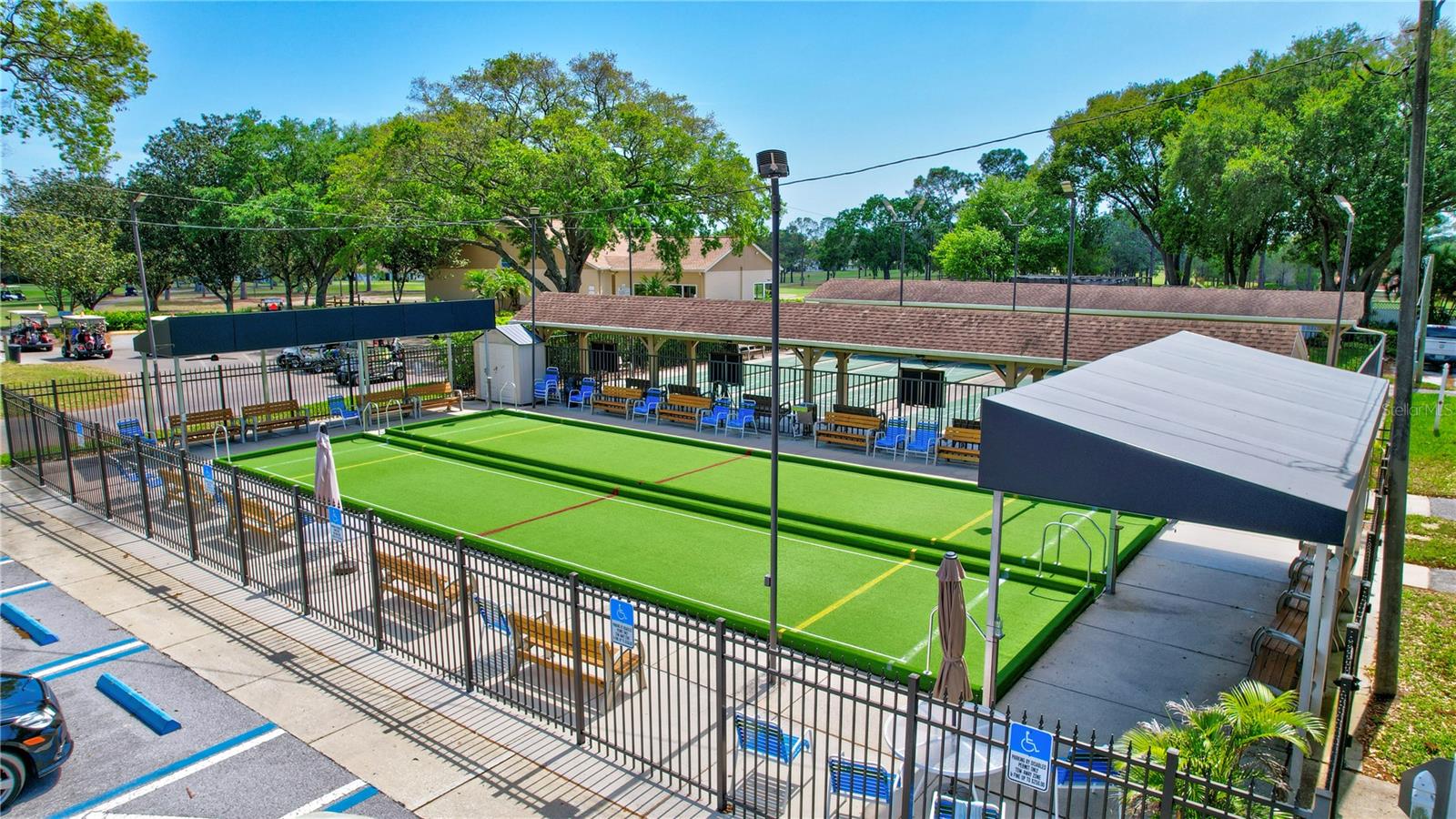 HIGHLAND LAKES VILLAS ON THE GREEN - Residential