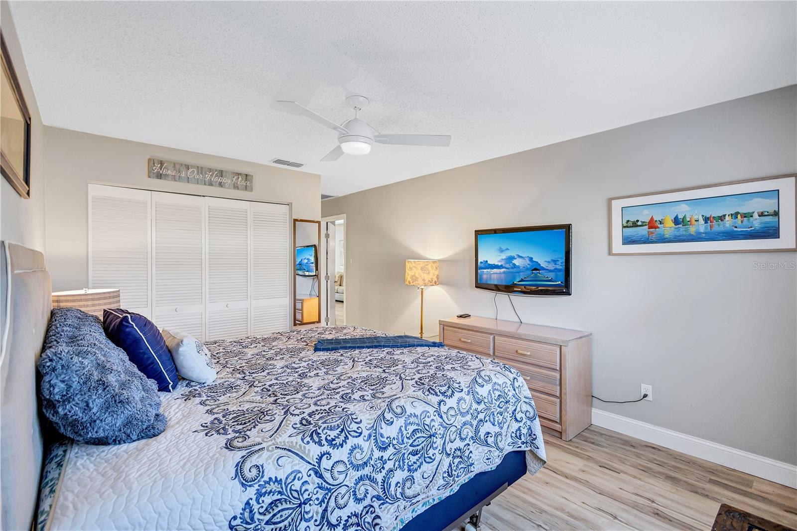 HIGHLAND LAKES VILLAS ON THE GREEN - Residential