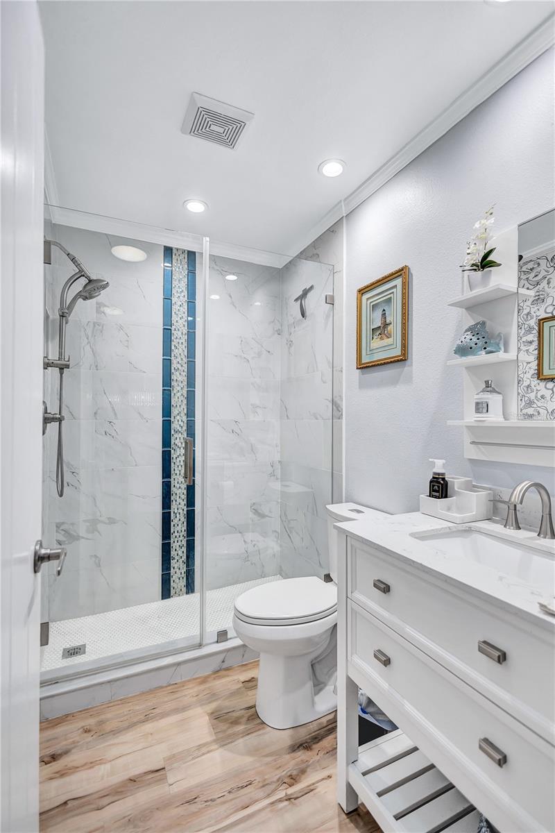 HIGHLAND LAKES VILLAS ON THE GREEN - Residential