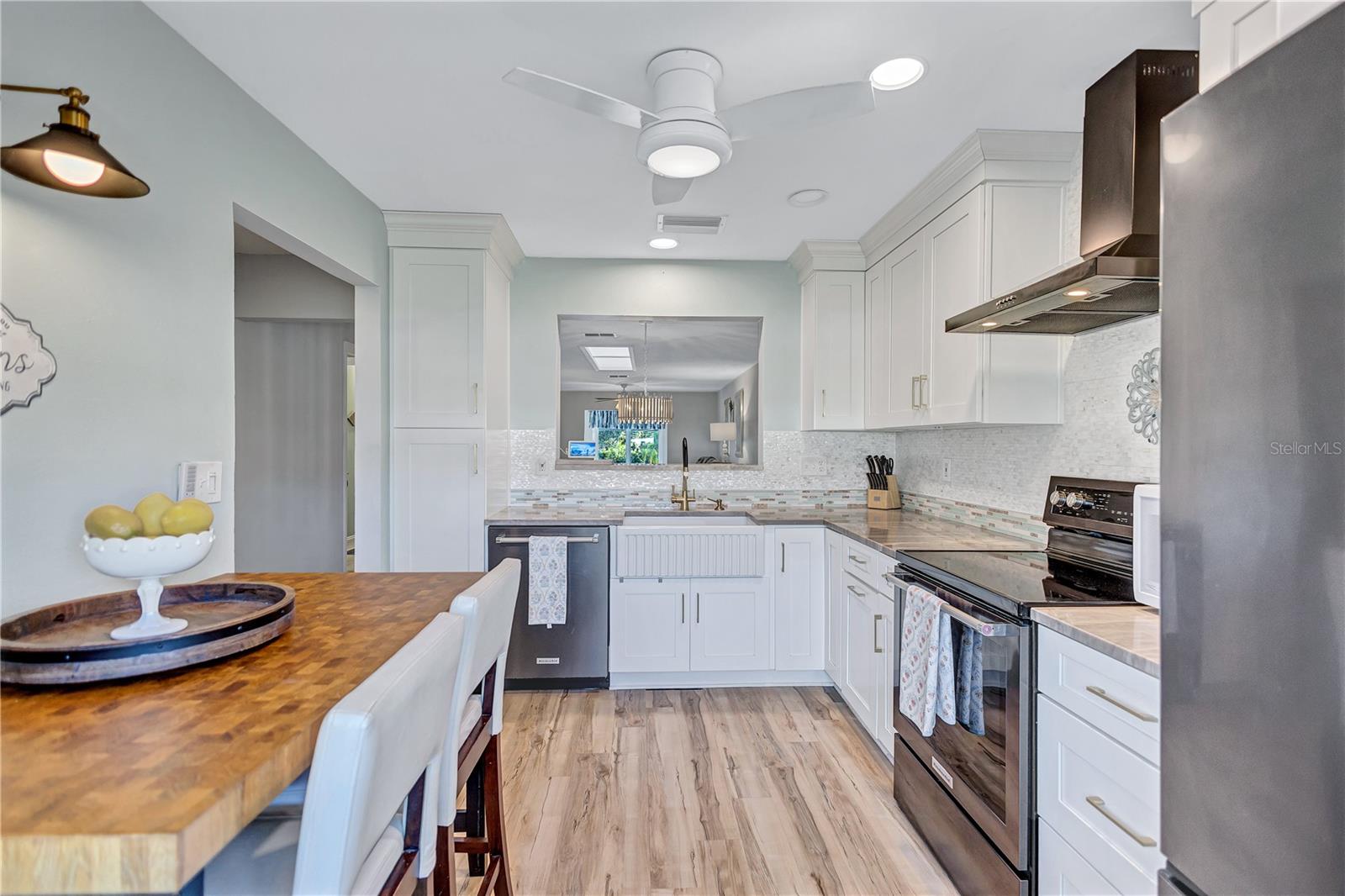 HIGHLAND LAKES VILLAS ON THE GREEN - Residential