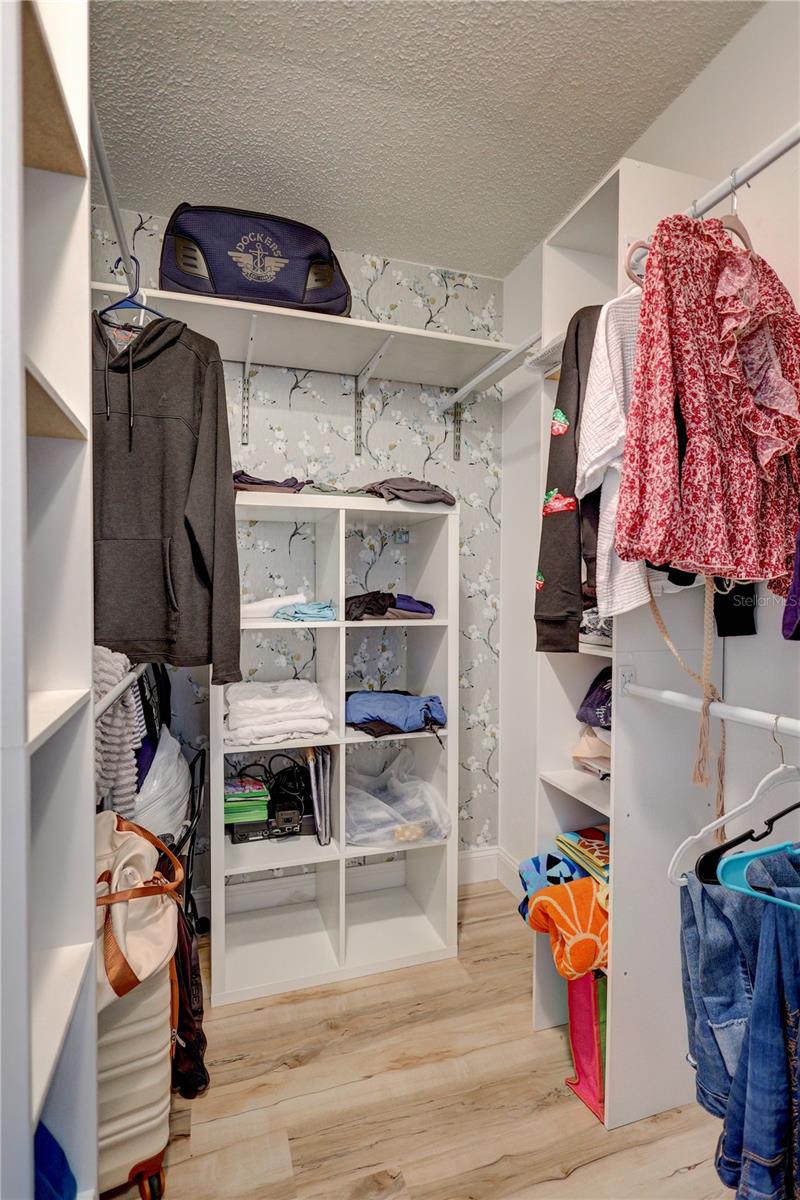 HIGHLAND LAKES VILLAS ON THE GREEN - Residential