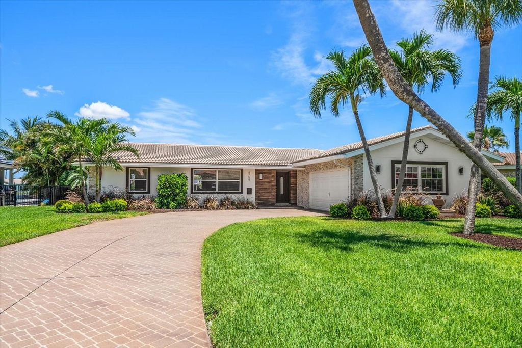 Photo of 4754 Overlook Drive NE, St Petersburg, FL 33703 (MLS # TB8399447)