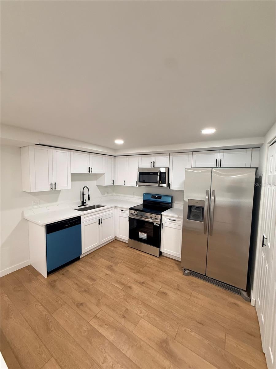 LA VILLA GARDENS - Residential