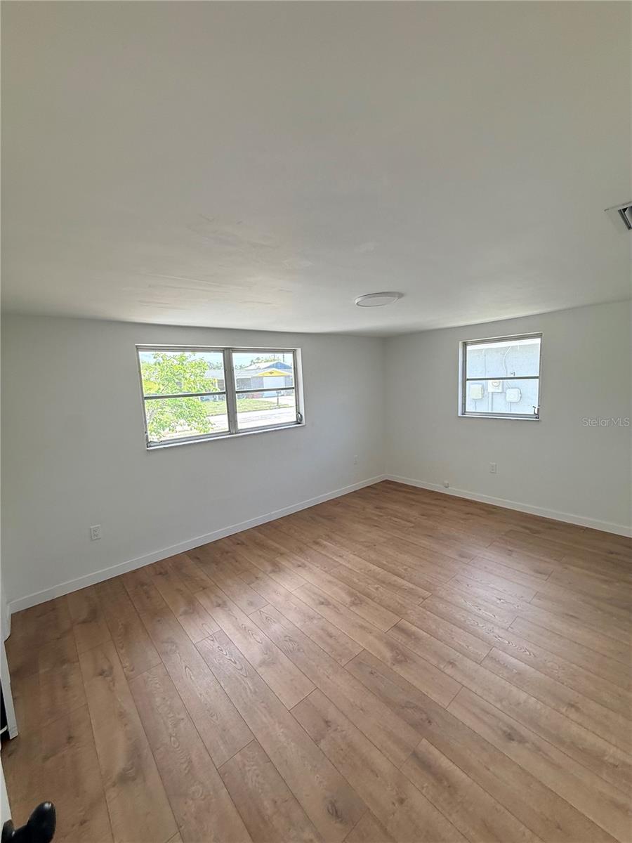 LA VILLA GARDENS - Residential