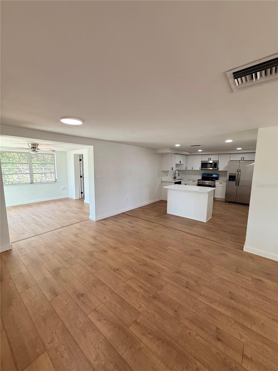 LA VILLA GARDENS - Residential