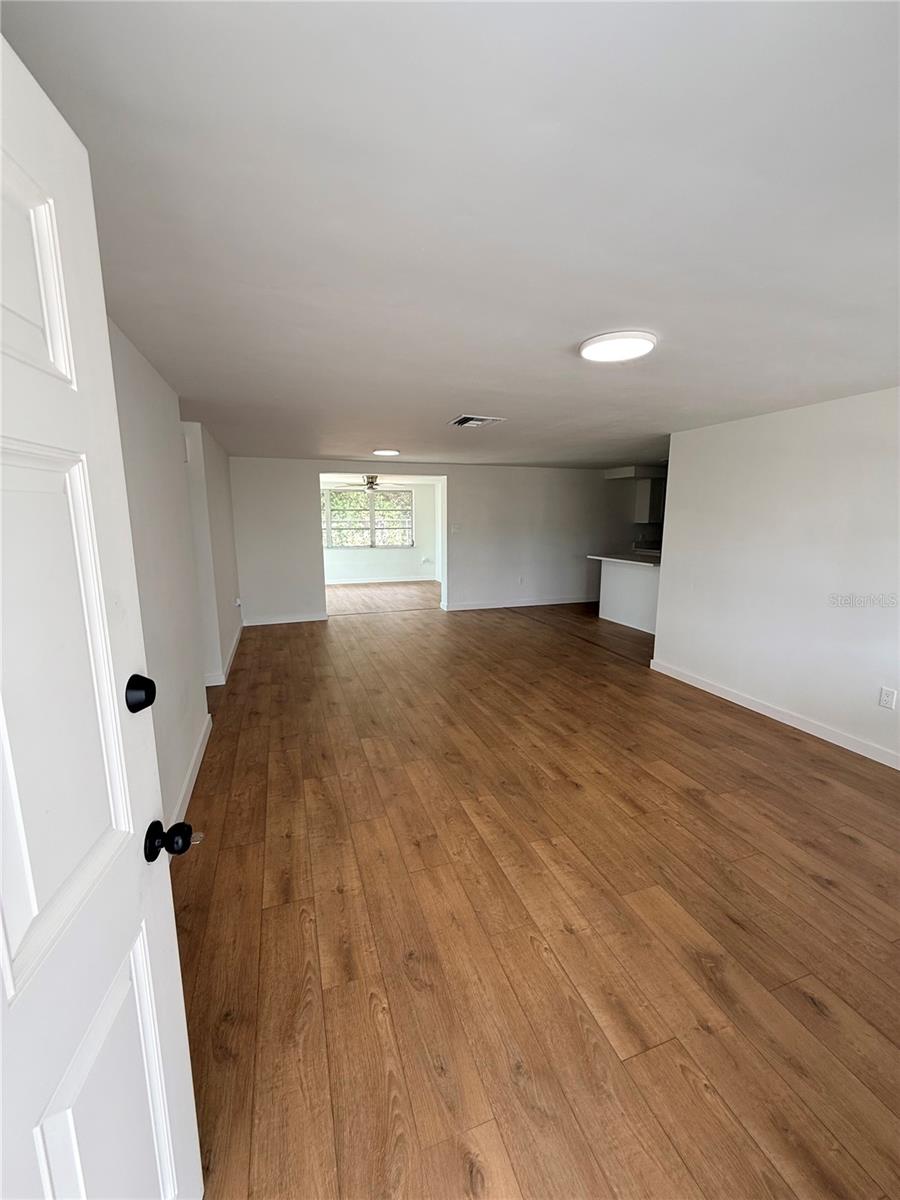 LA VILLA GARDENS - Residential