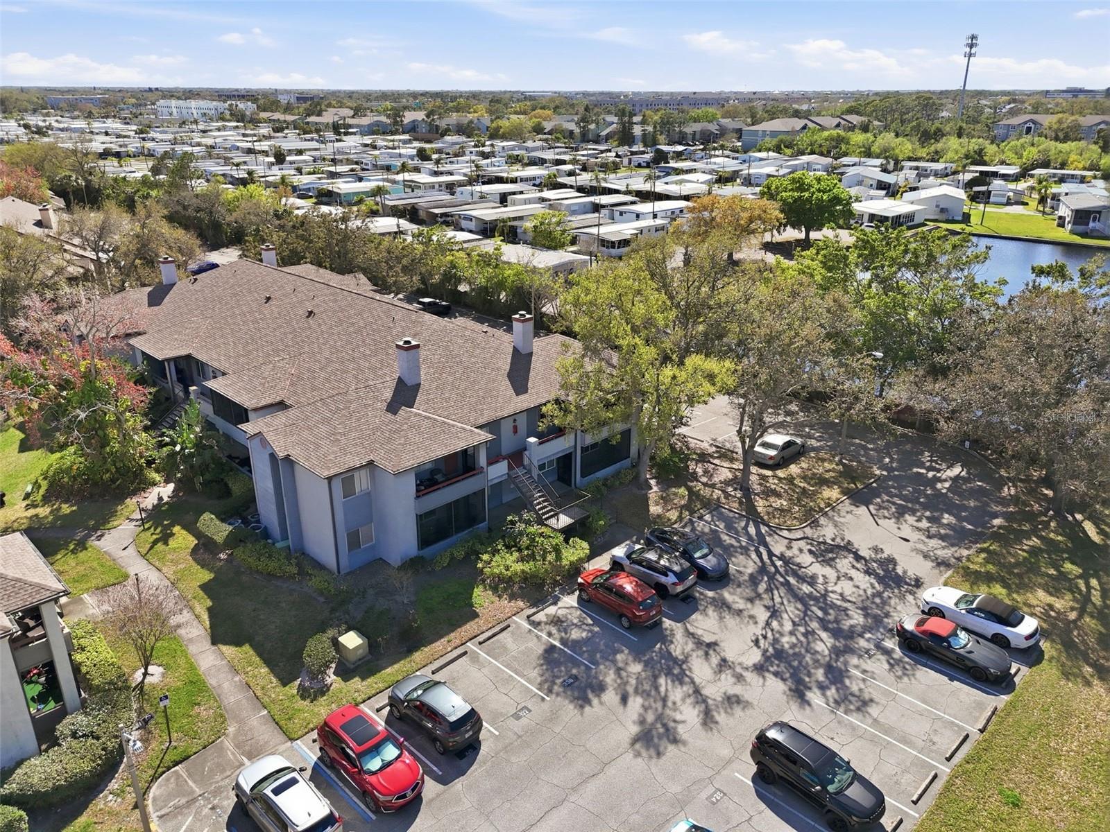 ITOPIA PRIVATE RESIDENCES CONDO - Residential