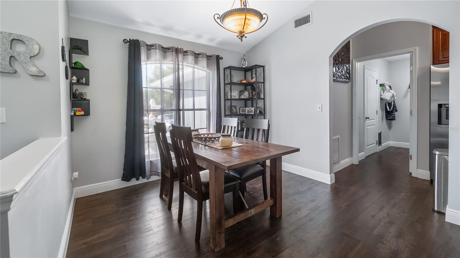 VILLAGE GREEN - Residential