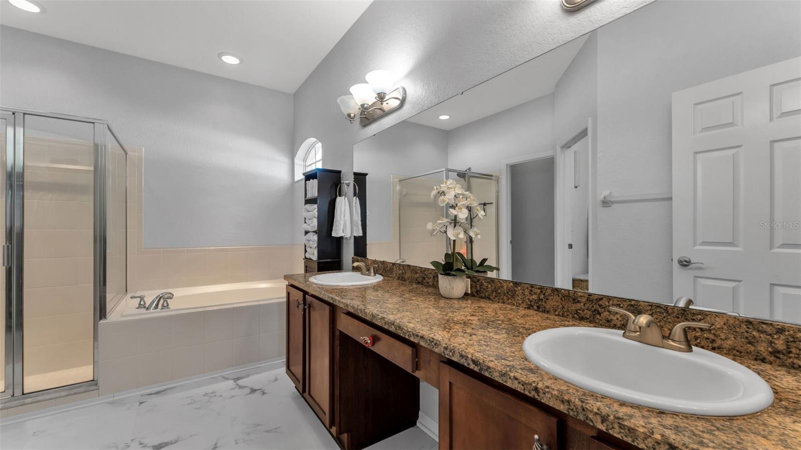WINCHESTER ESTATES - Residential