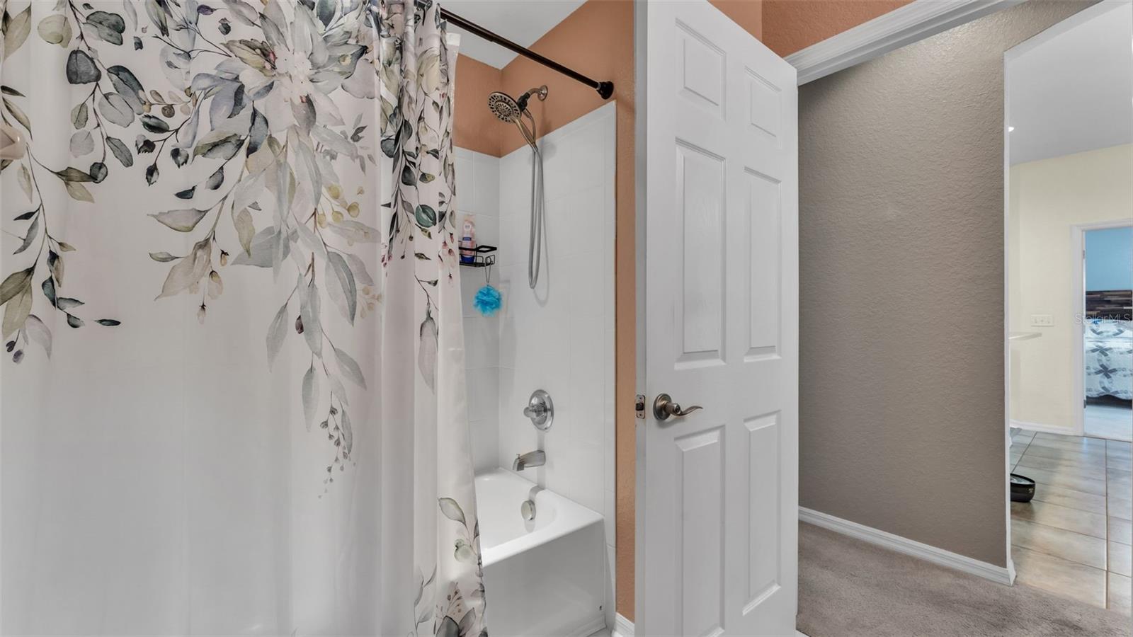 WINCHESTER ESTATES - Residential