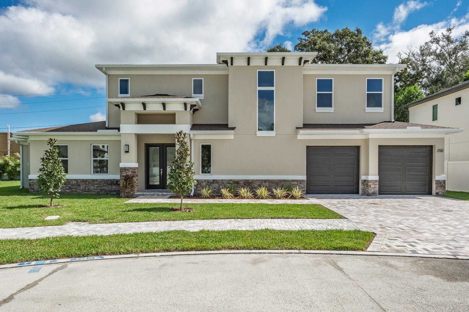 250 LAROCCA COURT