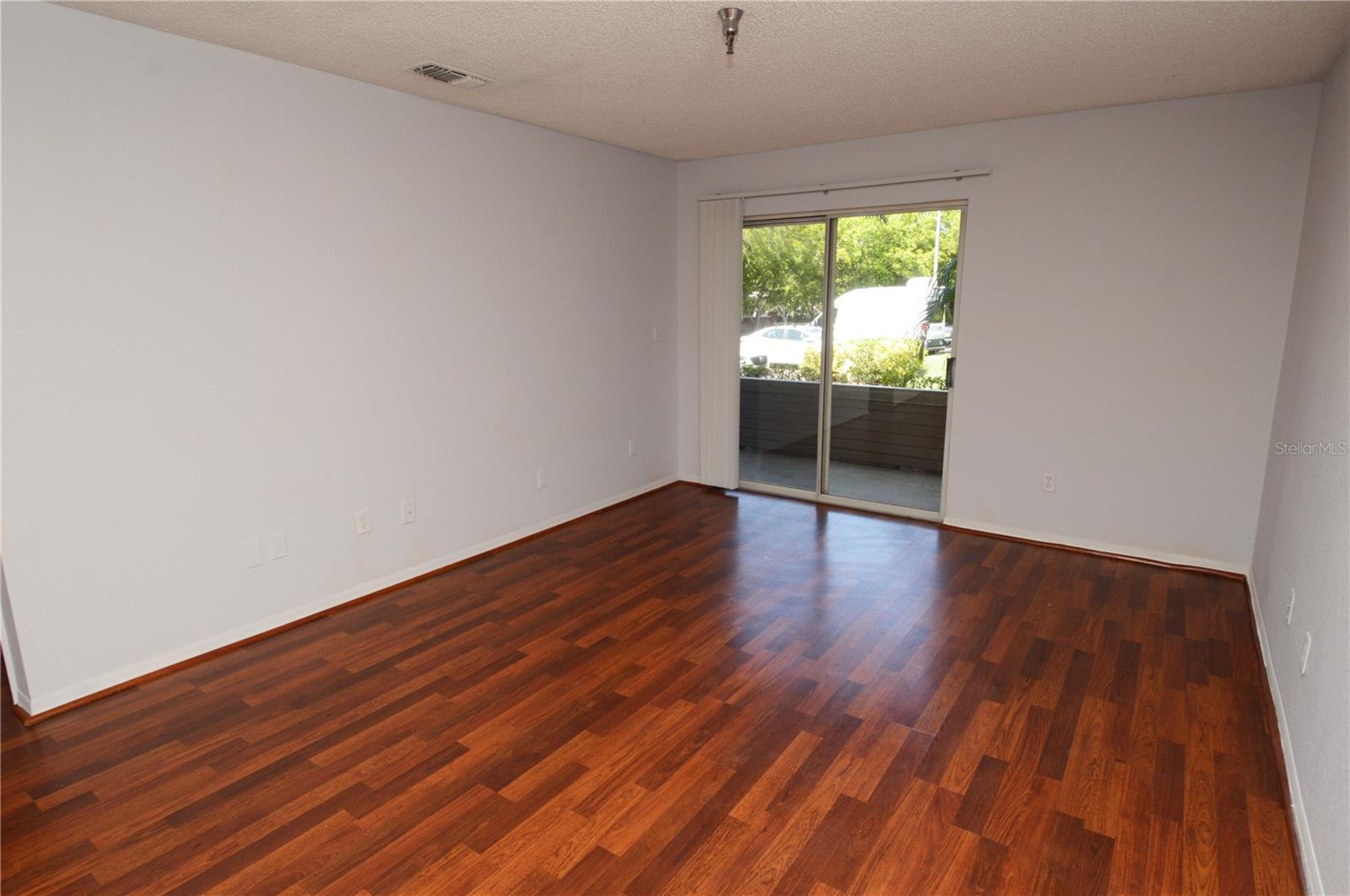 ITOPIA PRIVATE RESIDENCES CONDO - Residential Lease