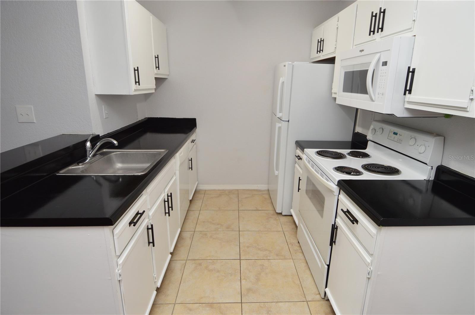 ITOPIA PRIVATE RESIDENCES CONDO - Residential Lease