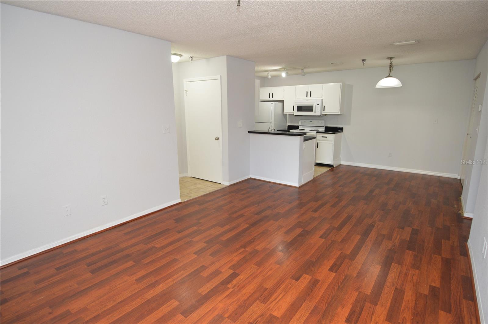 ITOPIA PRIVATE RESIDENCES CONDO - Residential Lease