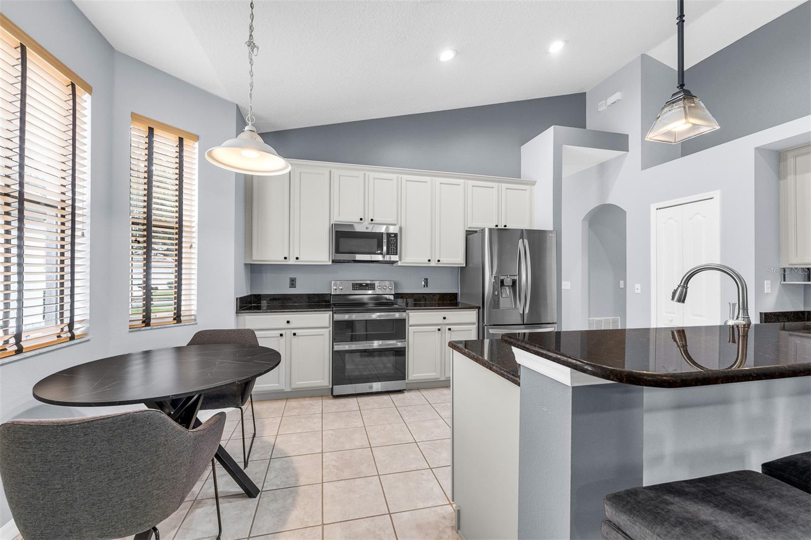 STONEYBROOK WEST - Residential