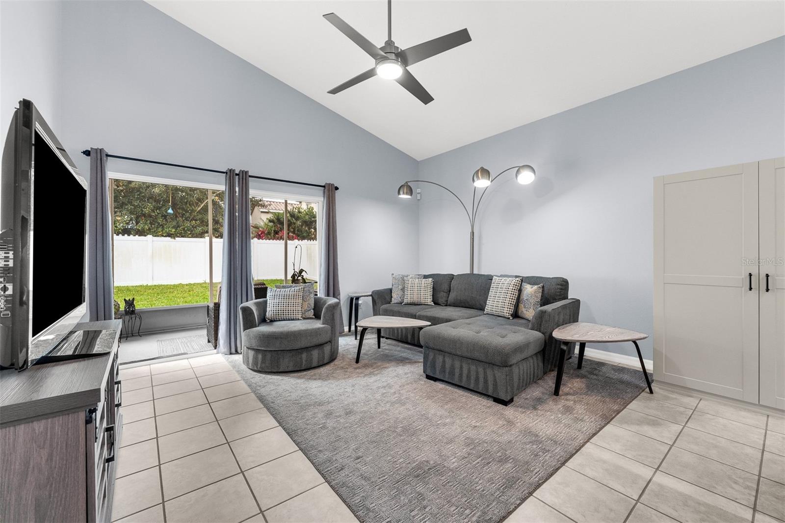 STONEYBROOK WEST - Residential