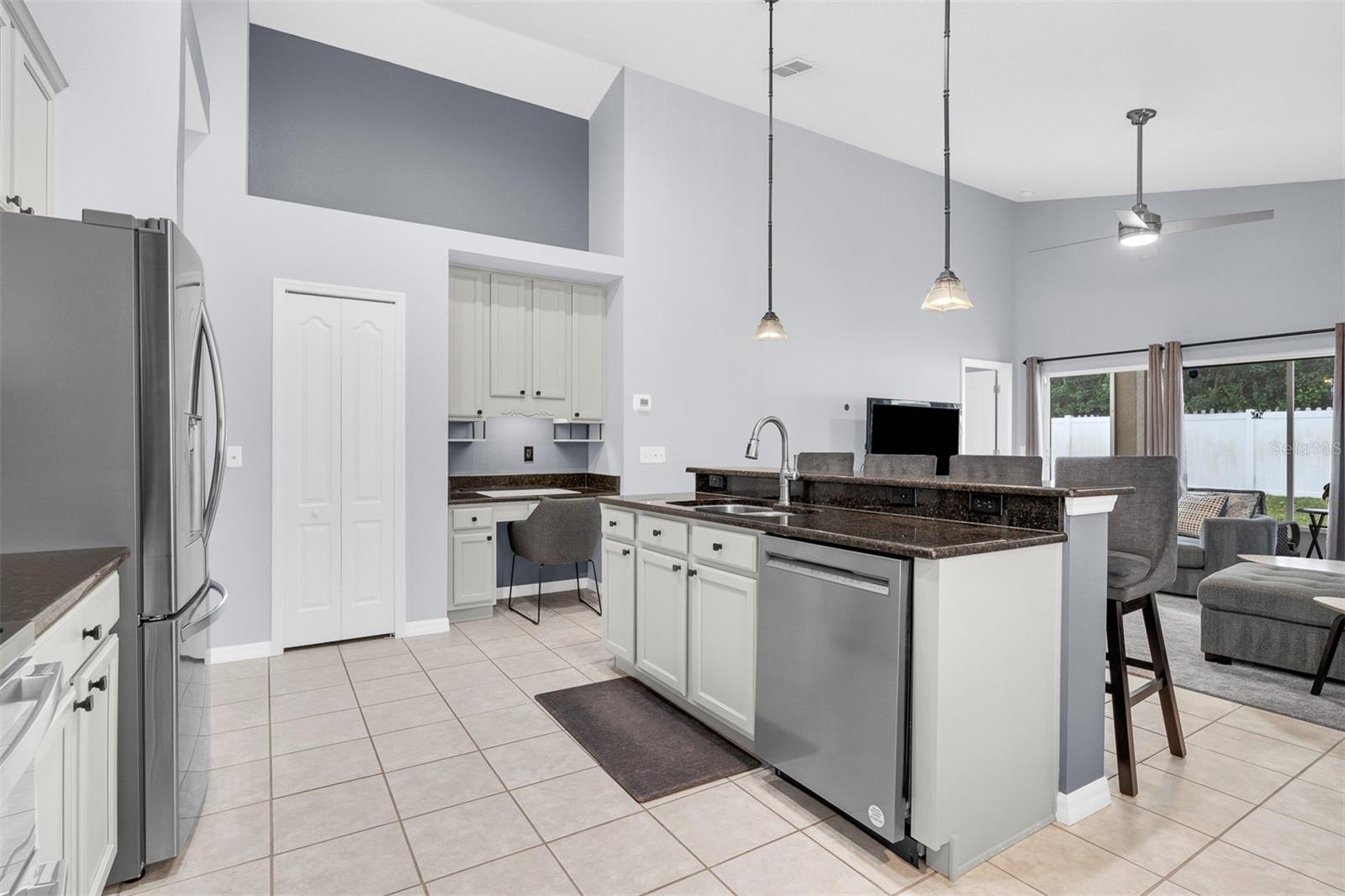 STONEYBROOK WEST - Residential