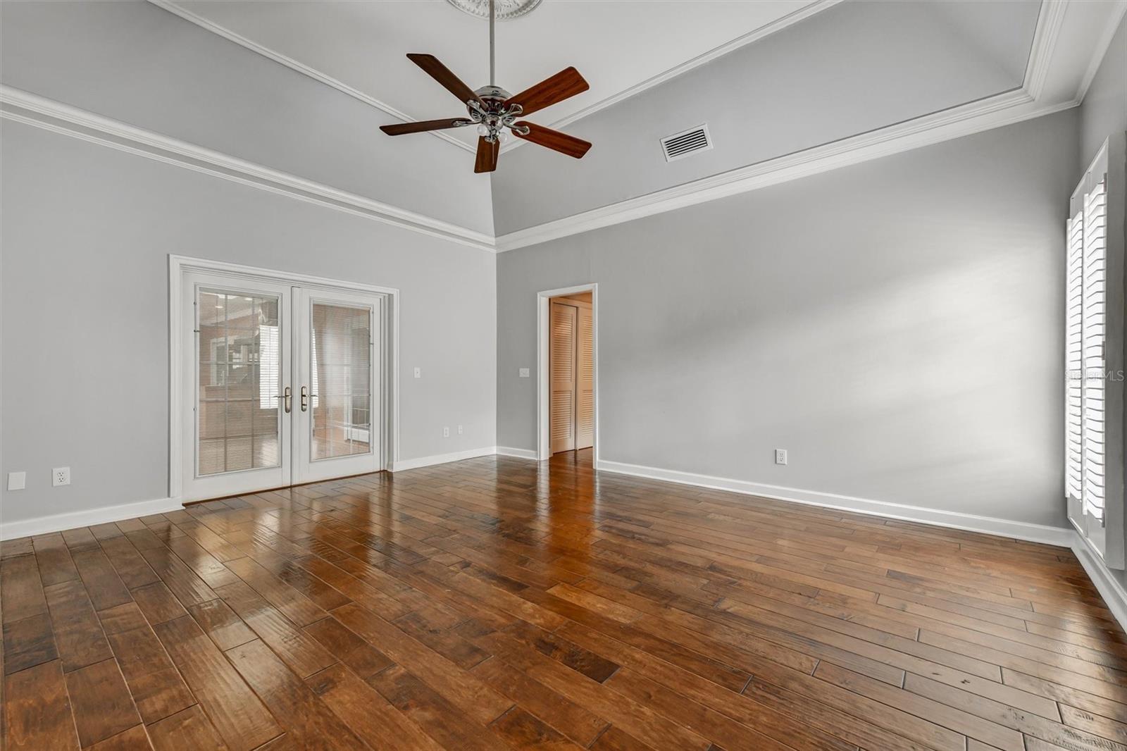 THOMPSON EAST SUB UNIT 2 - Residential