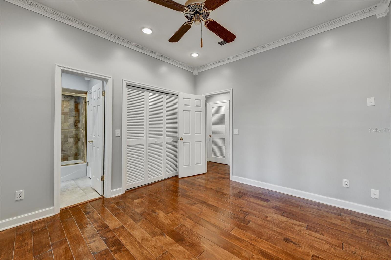 THOMPSON EAST SUB UNIT 2 - Residential