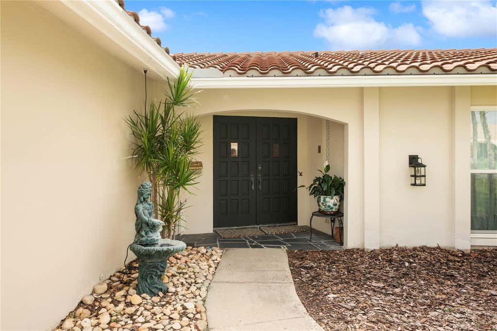 Photo of 1924 Michigan Avenue NE, St Petersburg, FL 33703 (MLS # TB8526994)