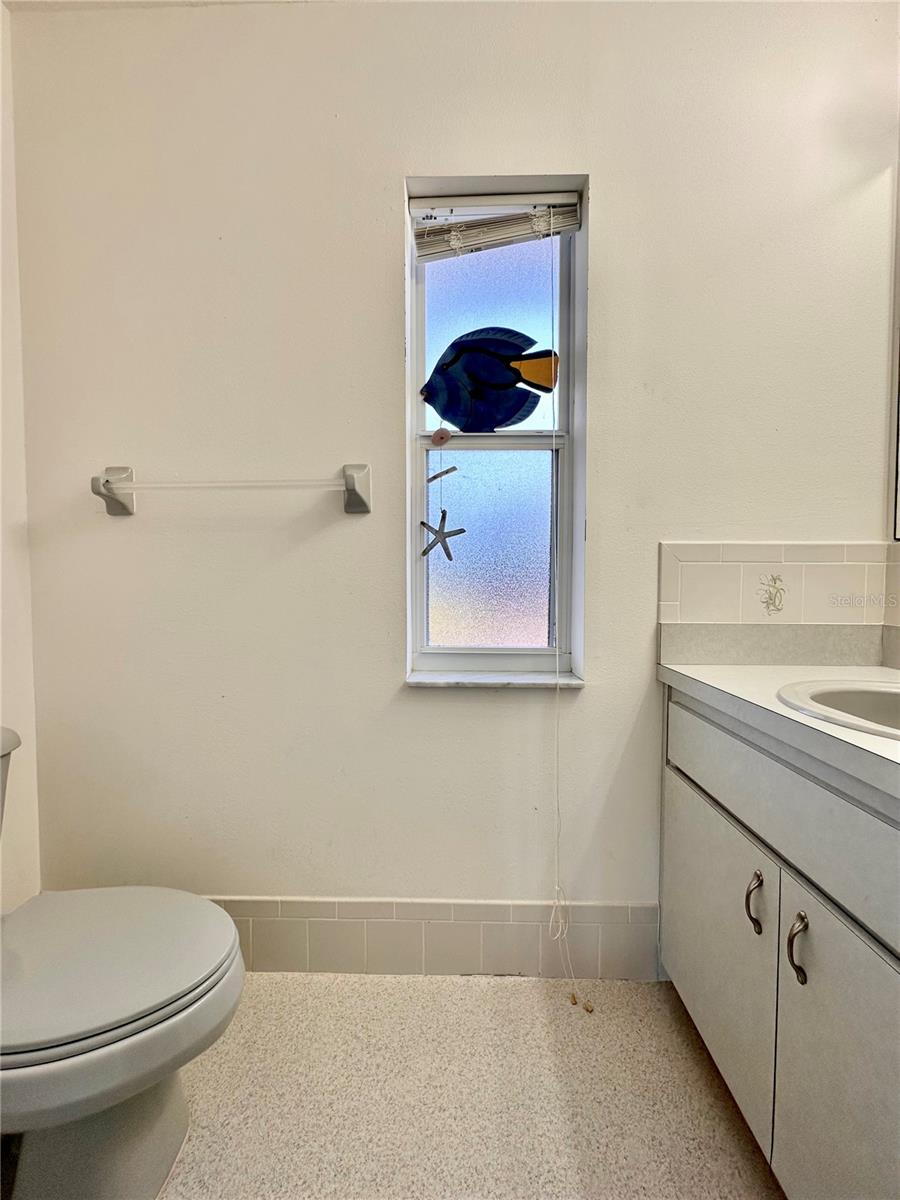 HILLS AVALON - Residential