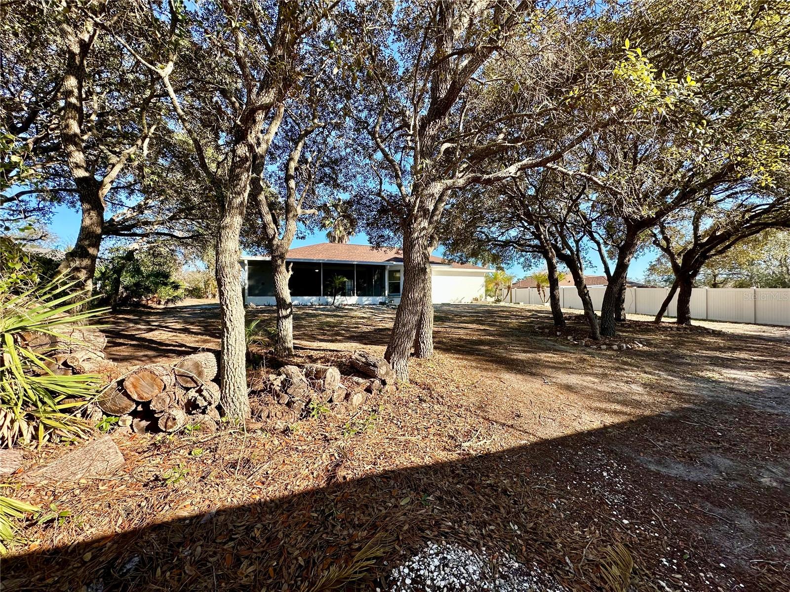 HILLS AVALON - Residential