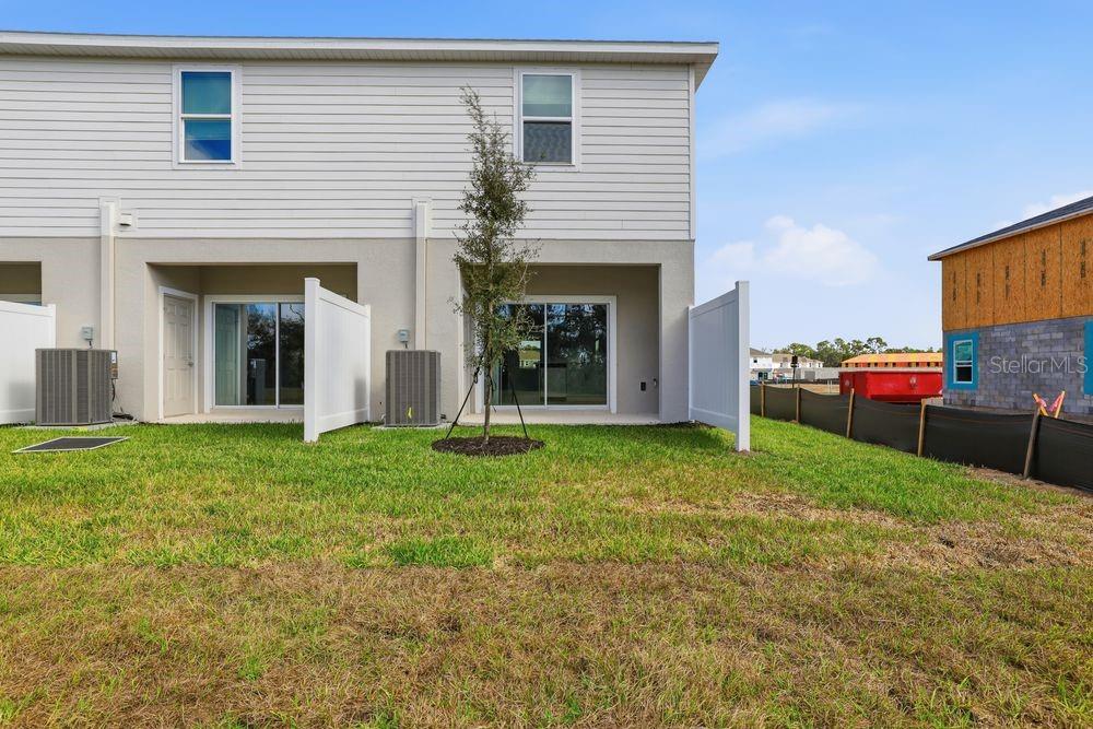 THE TOWNS AT FIRETHORN - Residential