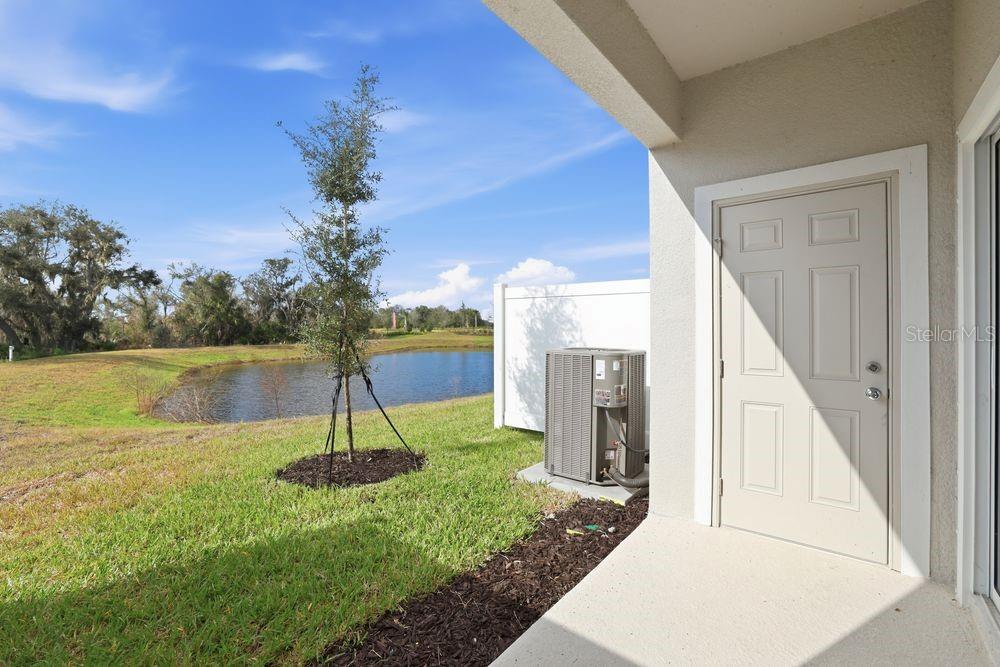 THE TOWNS AT FIRETHORN - Residential