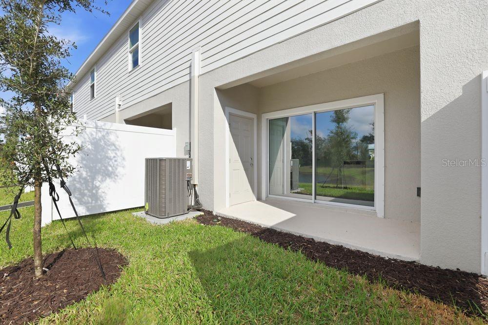 THE TOWNS AT FIRETHORN - Residential