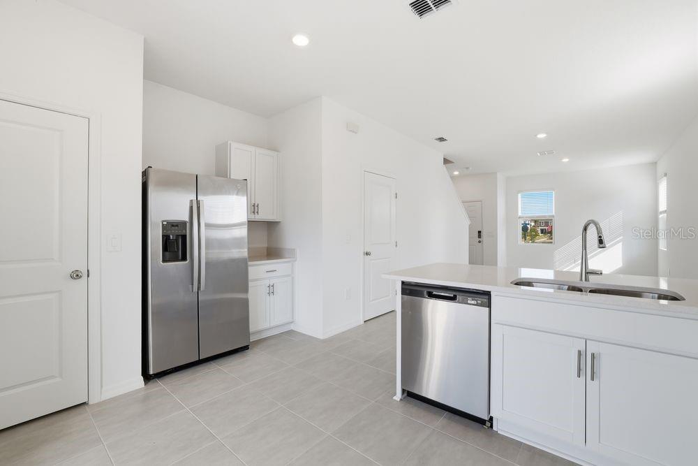 THE TOWNS AT FIRETHORN - Residential