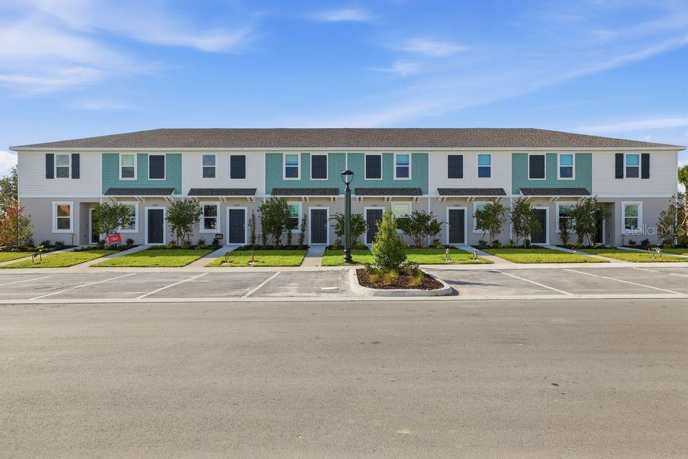 THE TOWNS AT FIRETHORN - Residential