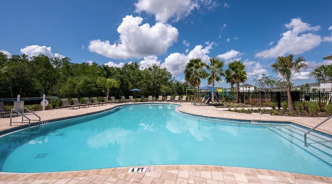 THE TOWNS AT FIRETHORN - Residential