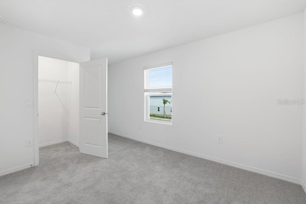 THE TOWNS AT FIRETHORN - Residential