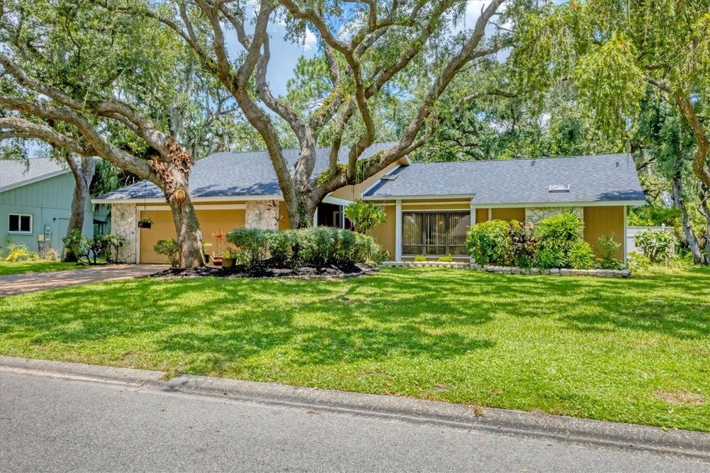 Photo of 5037 Willow Leaf Way, Sarasota, FL 34241 (MLS # A4660503)