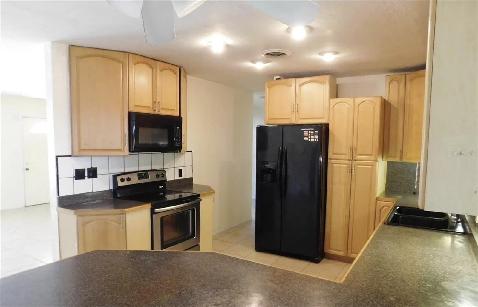 SOUTH GATE - Residential Lease