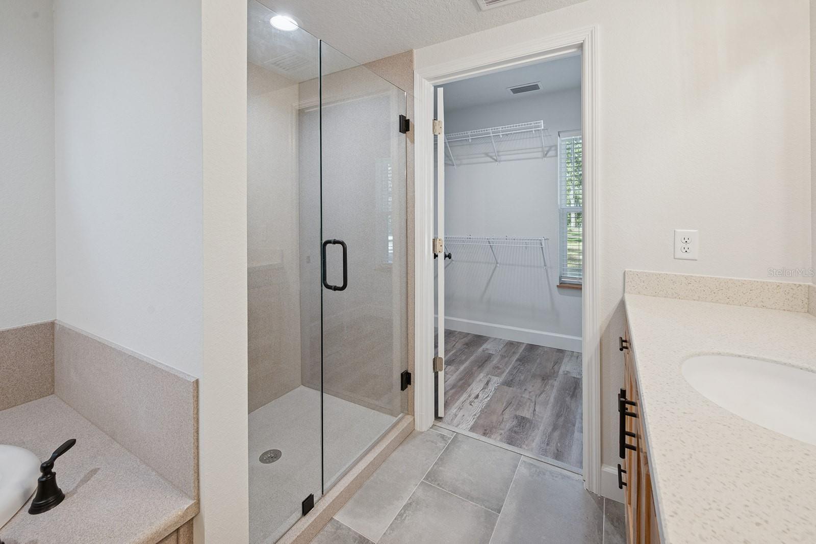 OAKS SUB - Residential