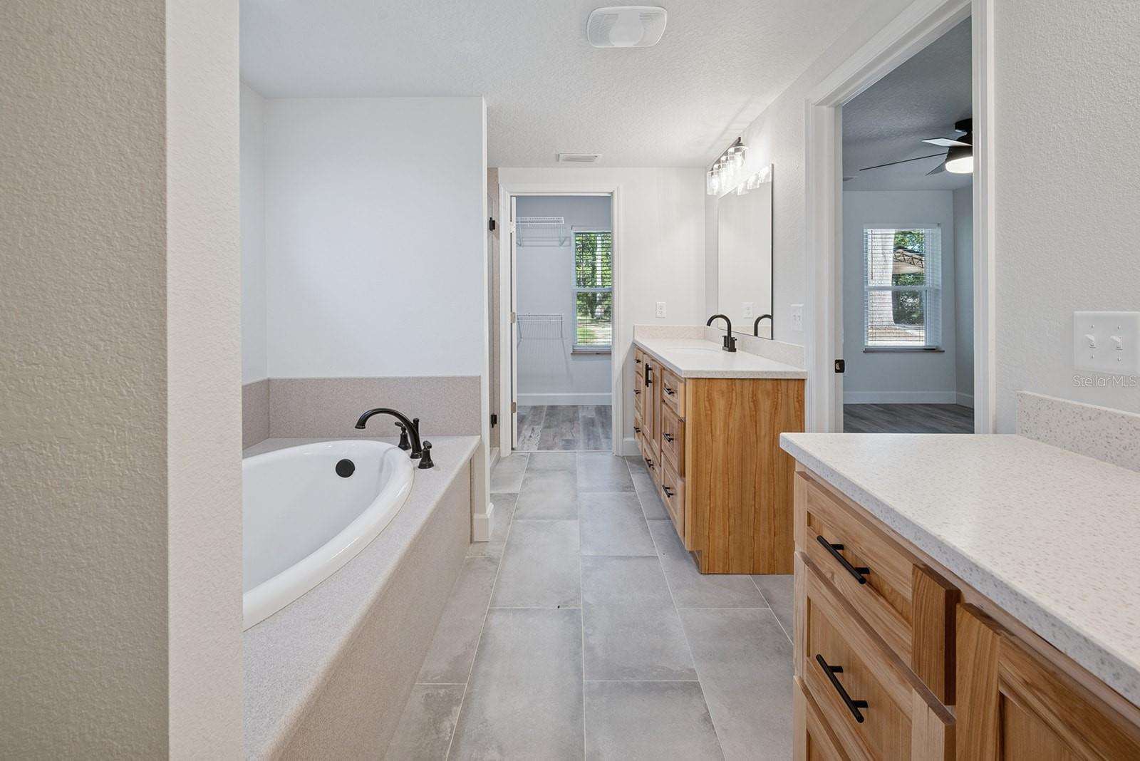 OAKS SUB - Residential