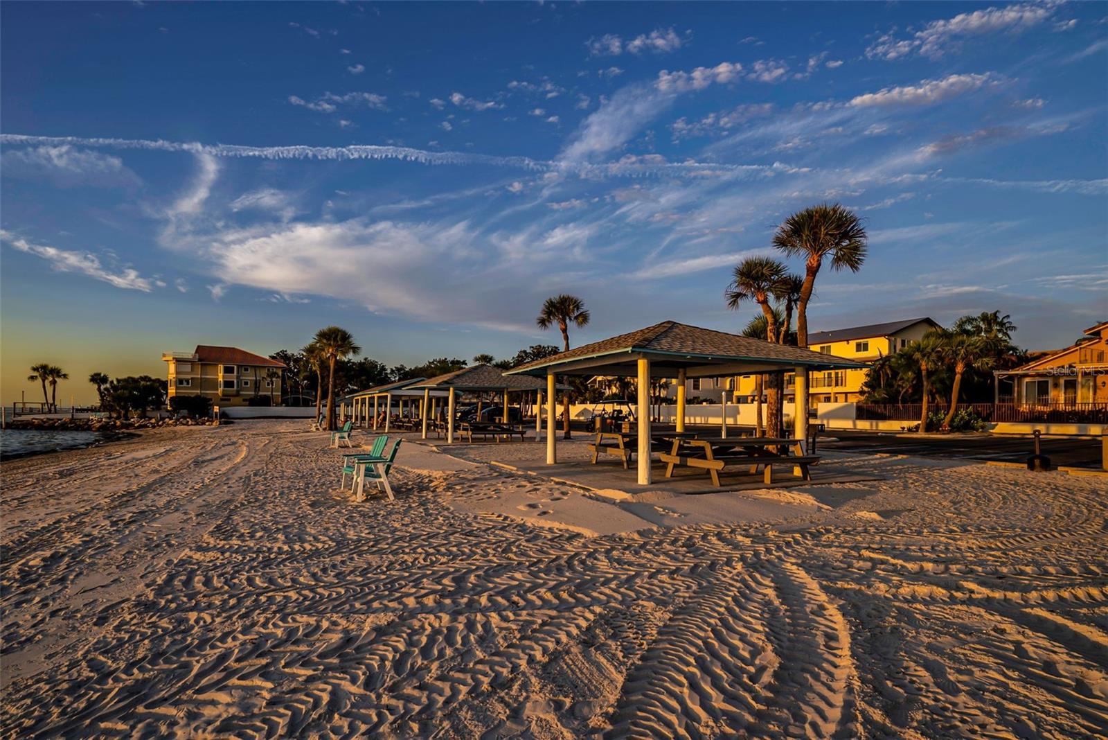 SCHOONER PLACE - Land