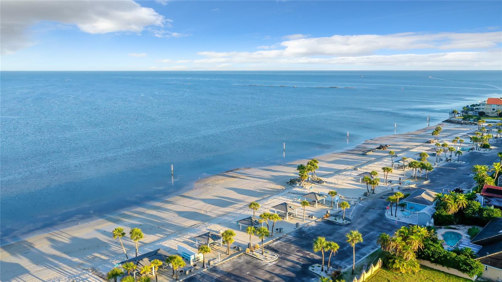 SCHOONER PLACE - Land