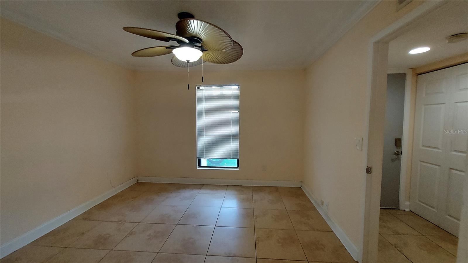 HARBOR CLUB CONDO - Residential Lease
