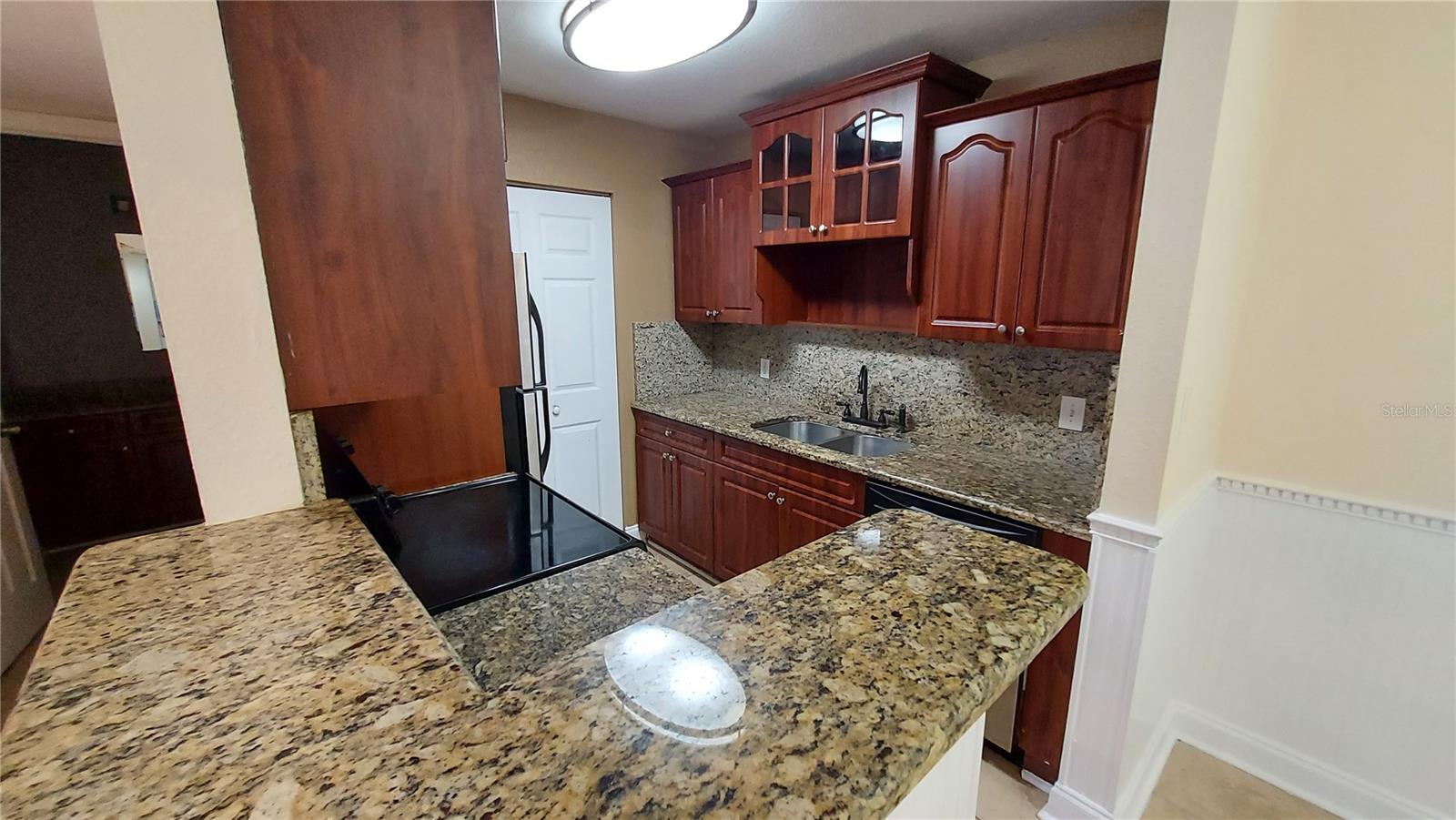 HARBOR CLUB CONDO - Residential Lease