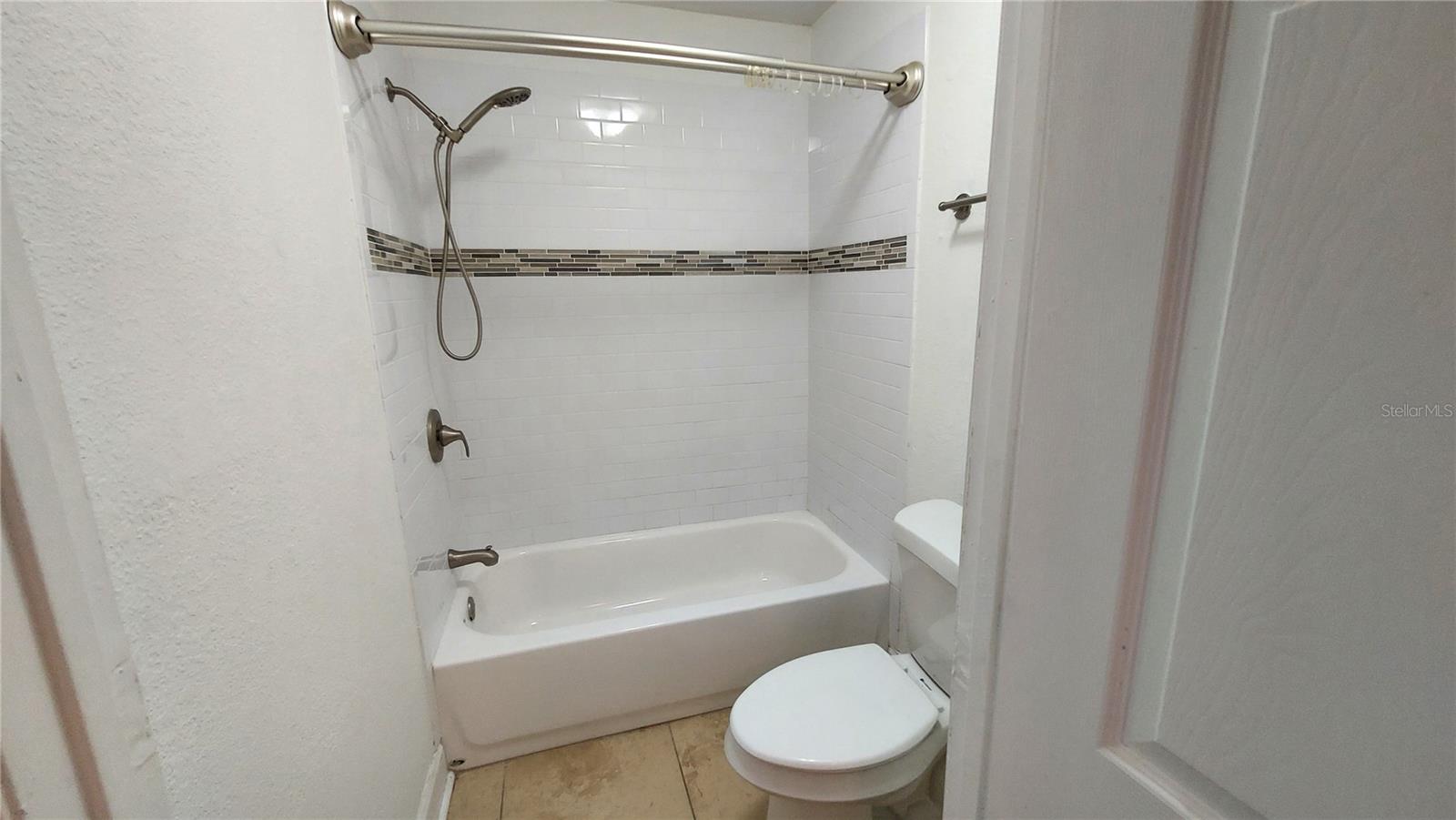 HARBOR CLUB CONDO - Residential Lease