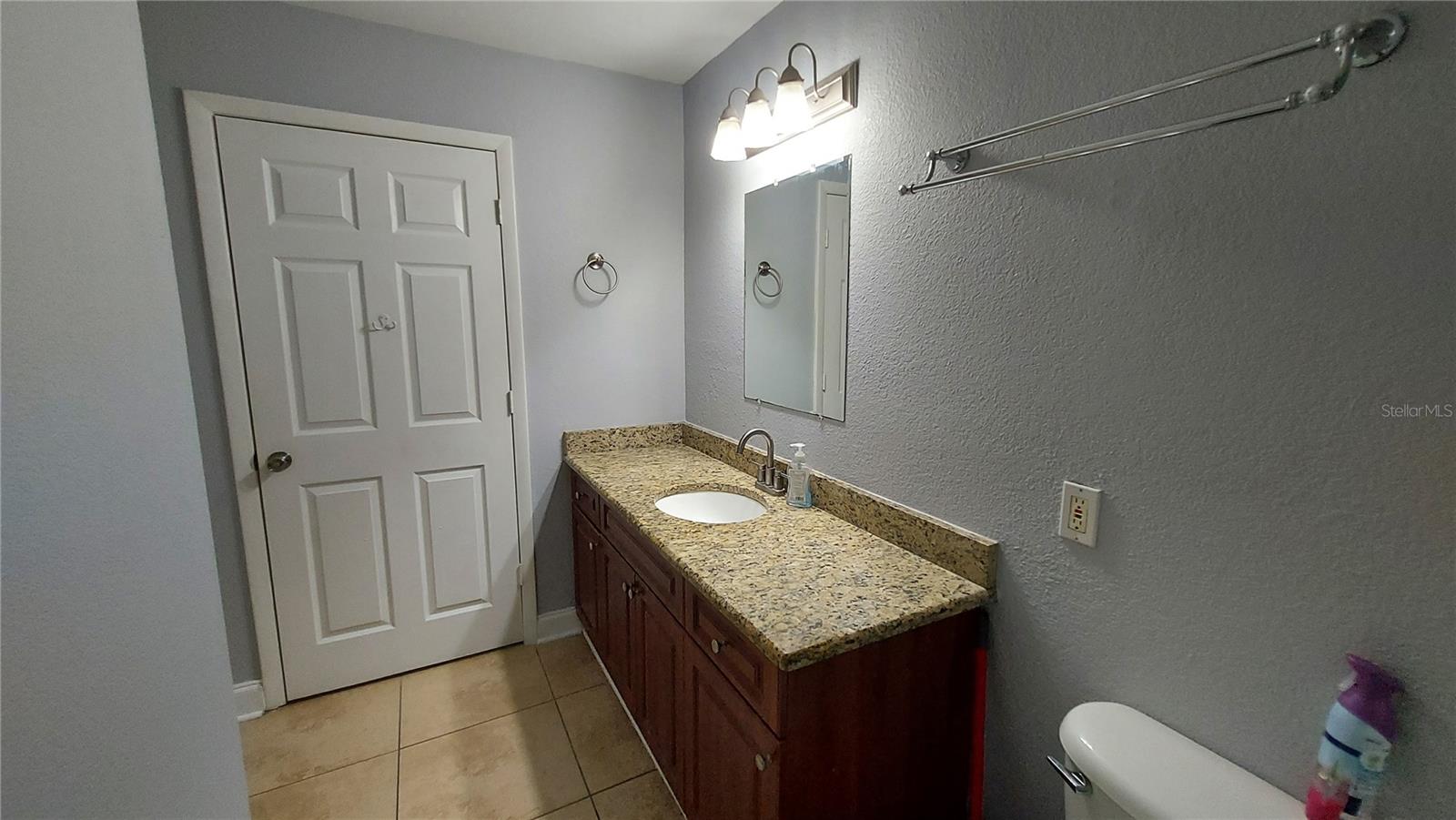 HARBOR CLUB CONDO - Residential Lease