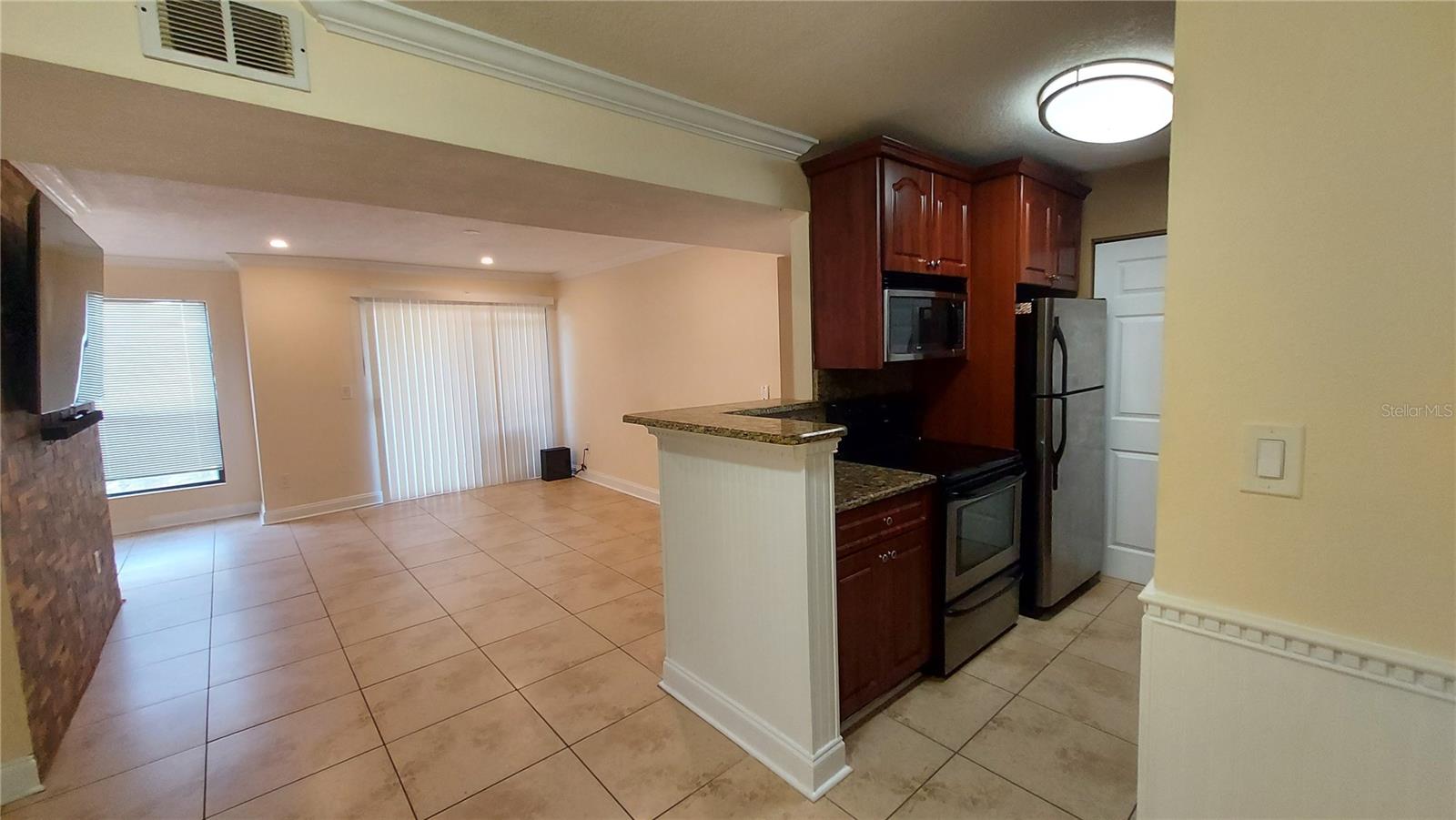 HARBOR CLUB CONDO - Residential Lease