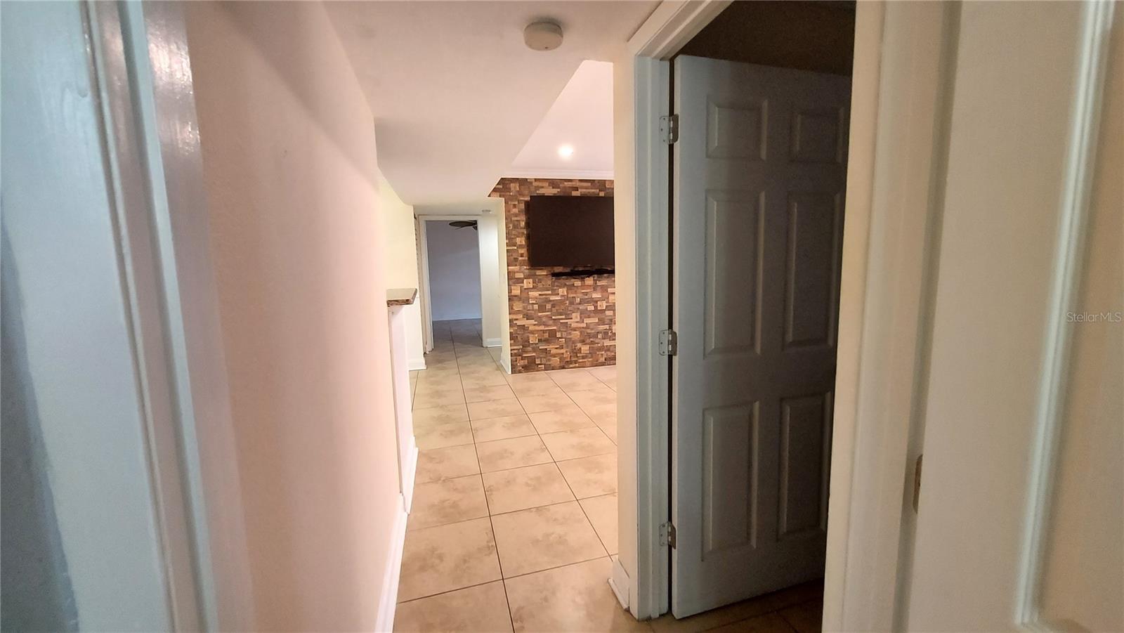 HARBOR CLUB CONDO - Residential Lease